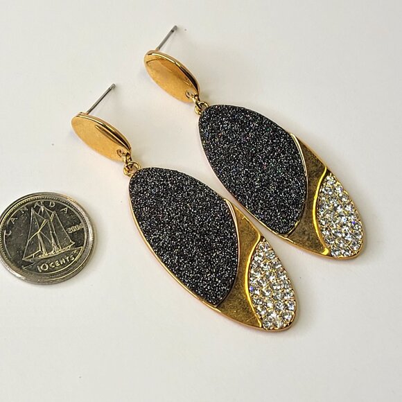 Sparkling Gold and Black Earrings - Picture 4 of 8